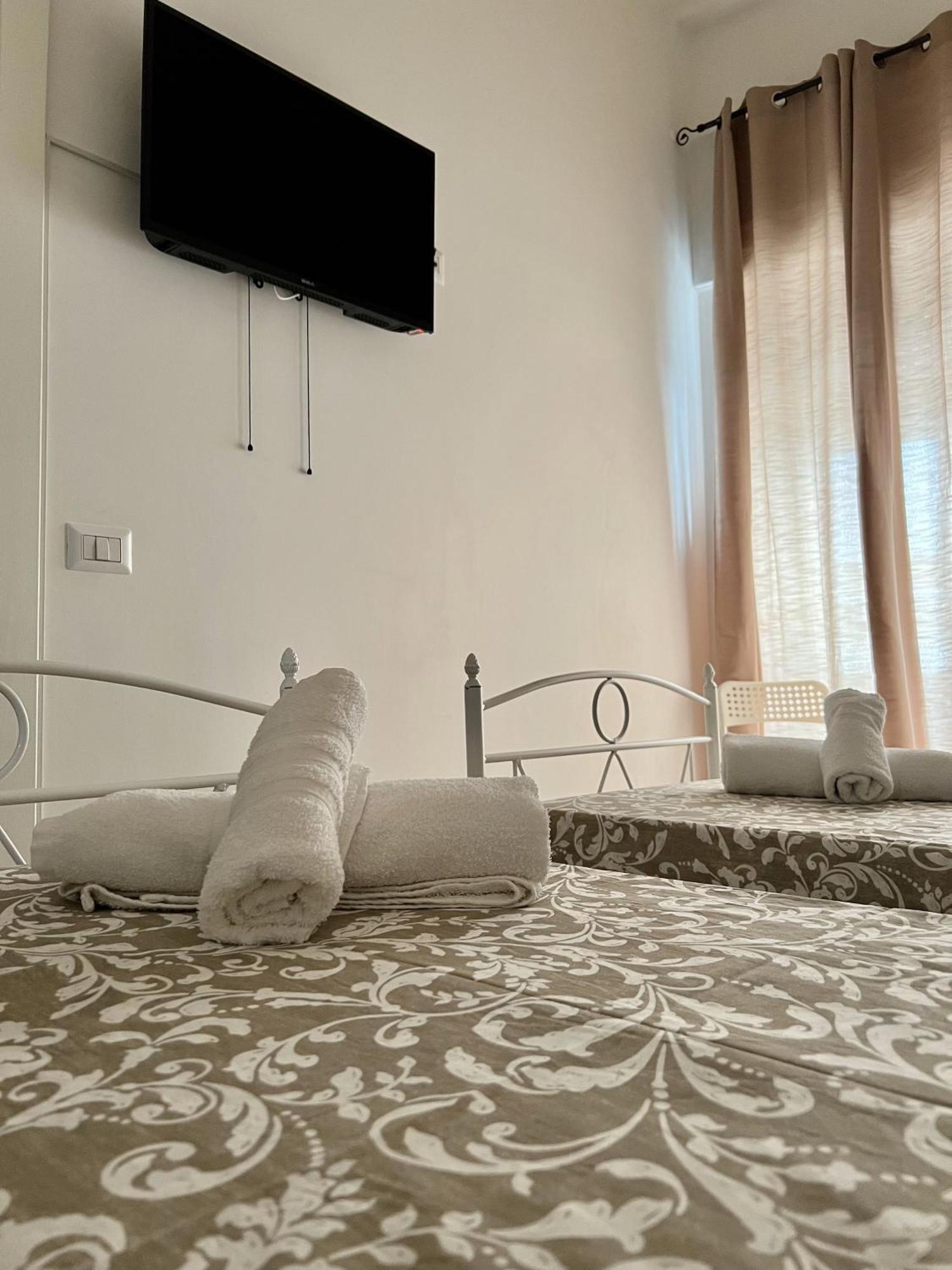 Dimora Diego Hotel Naples Luaran gambar